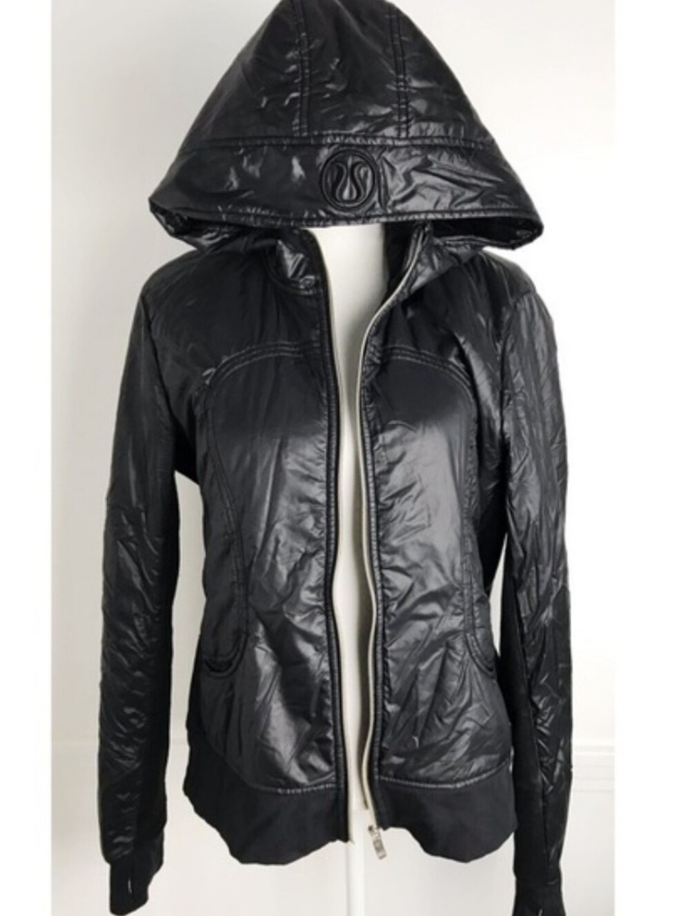 LULULEMON • Black Shiny Windbreaker Jacket Zip-Up